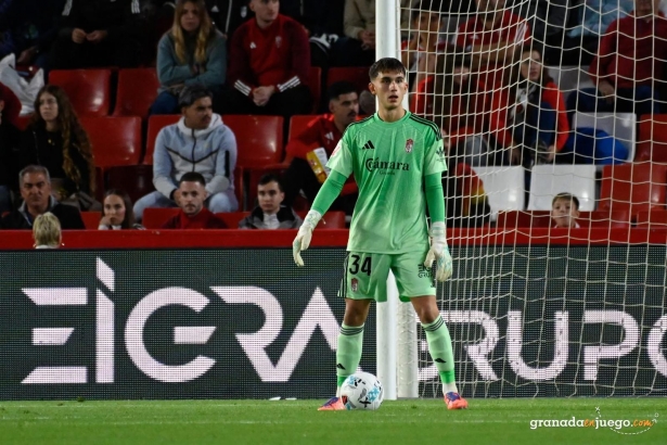 Iker García debutó con buena nota (J.M. BALDOMERO)