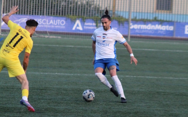 El Loja sigue mandando en División de Honor (PACO CASTILLO)