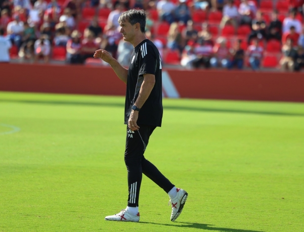 Pacheta sigue defendiendo la evolución del equipo (J. AZCOYTIA)