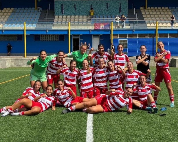 Esta semana las rojiblancas no pudieron celebrar la victoria (GRANADA CF)