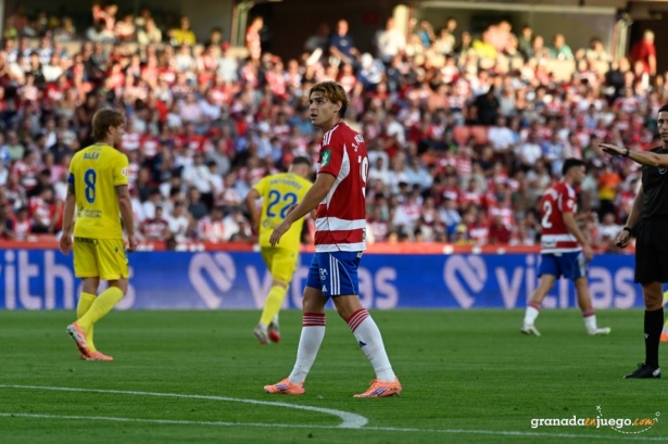 El Granada se conforma con el empate (J.M. BALDOMERO) El Granada se conforma con el empate (J.M. BALDOMERO)