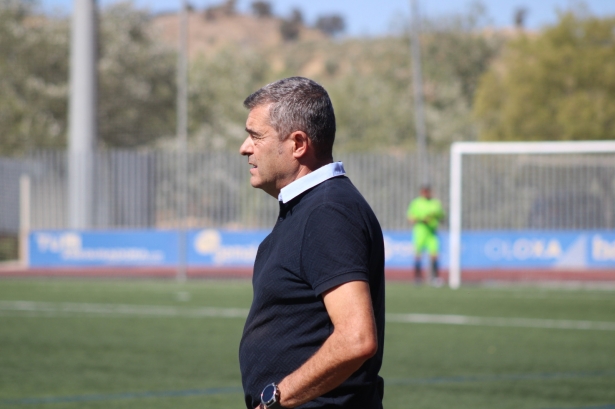 José Antonio Mateo, entrenador del Loja CD, durante un partido (PACO CASTILLO) José Antonio Mateo, entrenador del Loja CD, durante un partido (PACO CASTILLO)