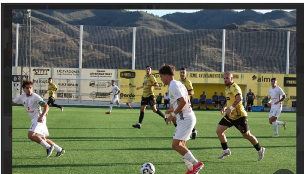 El CD Santa Fe perdió en Cantoría ((ARI JEREZ/CD SANTA FE)