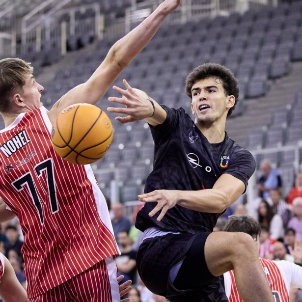 Los rojinegros quieren reencontrarse con la victoria (COVIRAN GRANADA) Los rojinegros quieren reencontrarse con la victoria (COVIRAN GRANADA)