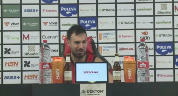 Lluís Costa espera la reacción del equipo Lluís Costa espera la reacción del equipo