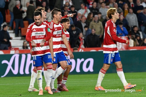 El Granada supon reponerse al tanto inicial del Zaragoza (J.M. BALDOMERO) El Granada supon reponerse al tanto inicial del Zaragoza (J.M. BALDOMERO)