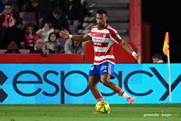 Williams volvió al once varias semanas después (J.M. BALDOMERO) Williams volvió al once varias semanas después (J.M. BALDOMERO)