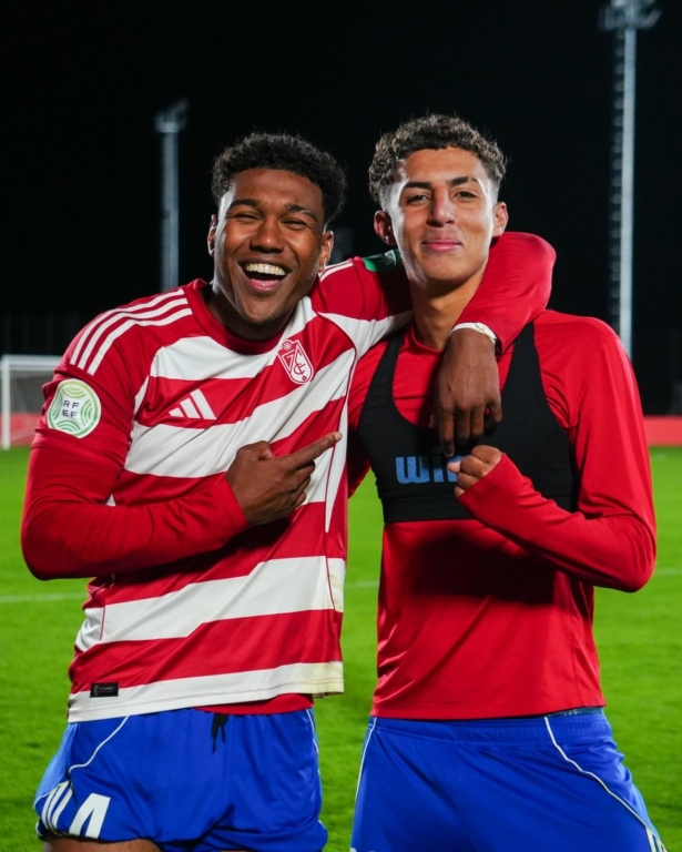 El Recre sigue escalando posiciones (GRANADA CF)