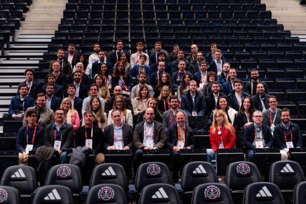 El Granada, presente en París (GRANADA CF) El Granada, presente en París (GRANADA CF)