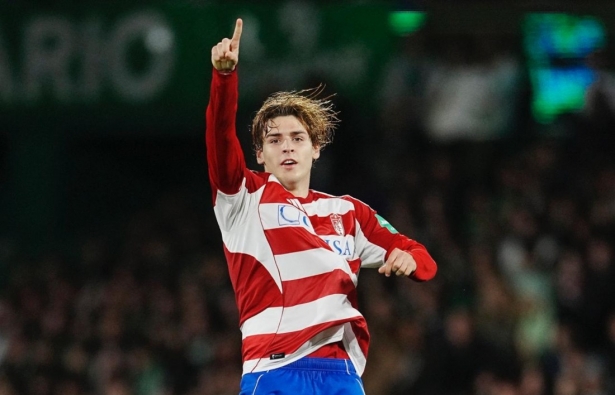 Pascual ha roto su mala racha goleadora (GRANADA CF) Pascual ha roto su mala racha goleadora (GRANADA CF)