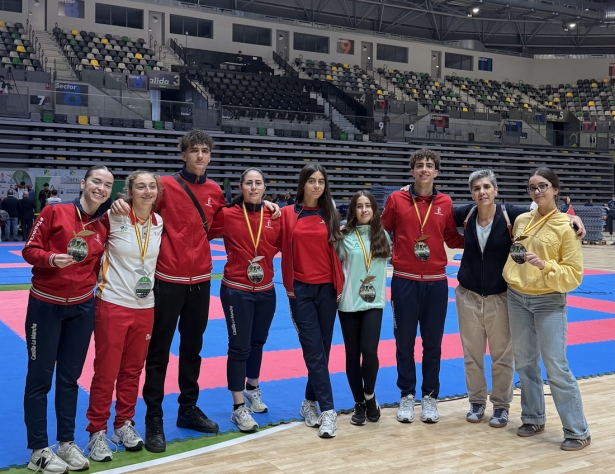 Equipo femenino del Club Nokachi Equipo femenino del Club Nokachi