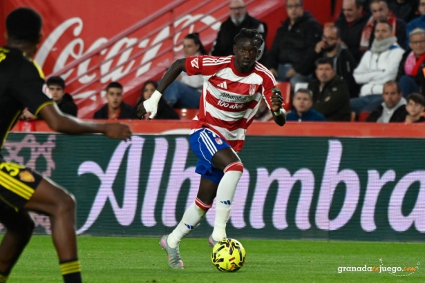 El Granada quiere pisar el acelerador (J.M. BALDOMERO) El Granada quiere pisar el acelerador (J.M. BALDOMERO)