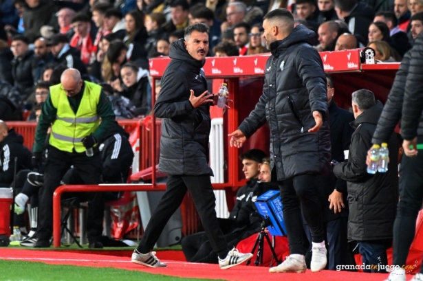 Iván Ania valoró positivamente el empate (J.M. BALDOMERO) Iván Ania valoró positivamente el empate (J.M. BALDOMERO)