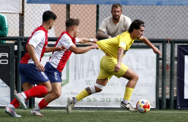 Nuevo derbi granadino cargado de intensidad (J. PALMA)