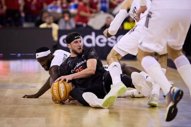 El fondo de armario destacó ante el Madrid (COVIRAN GRANADA) El fondo de armario destacó ante el Madrid (COVIRAN GRANADA)