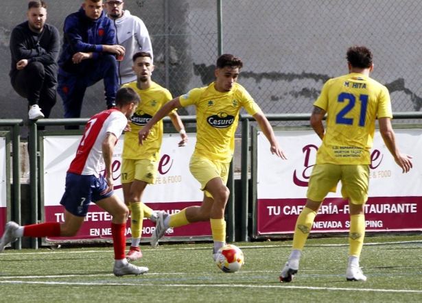 El Huétor Tájar quiere escalar posiciones (J. PALMA) El Huétor Tájar quiere escalar posiciones (J. PALMA)