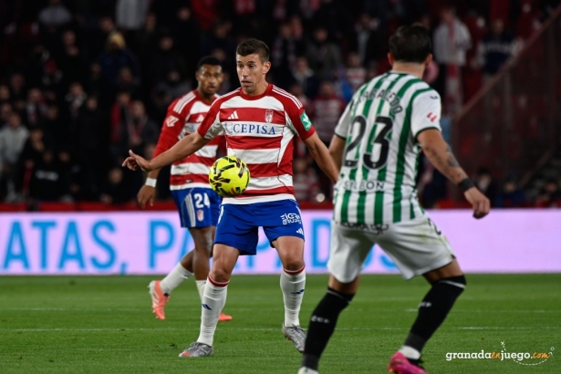 El Granada buscará la victoria ante el Sporting (J.M. BALDOMERO)