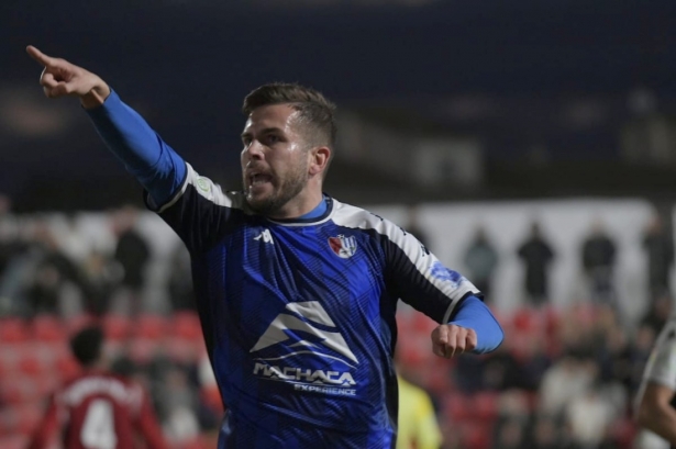 El Recre se tuvo que conformar con el empate (GRANADA CF) El Recre se tuvo que conformar con el empate (GRANADA CF)