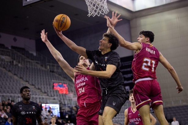 Los rojinegros quieren reaccionar con una victoria (COVIRAN GRANADA) Los rojinegros quieren reaccionar con una victoria (COVIRAN GRANADA)