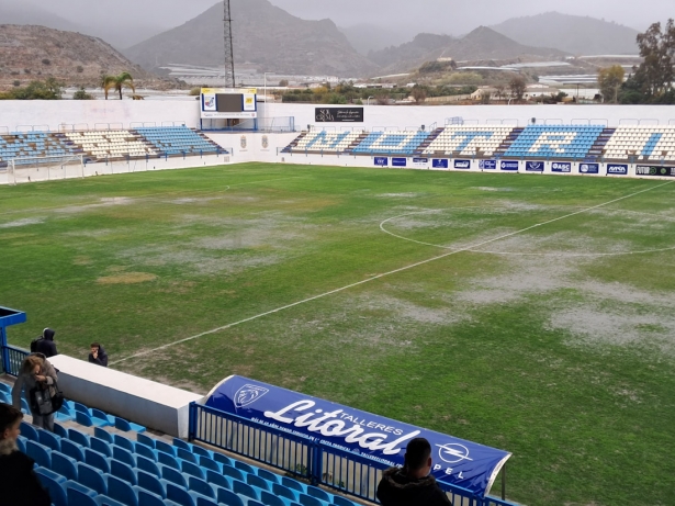 Estado del césped del `Escribano Castilla` (JOSEMA GÓMEZ)