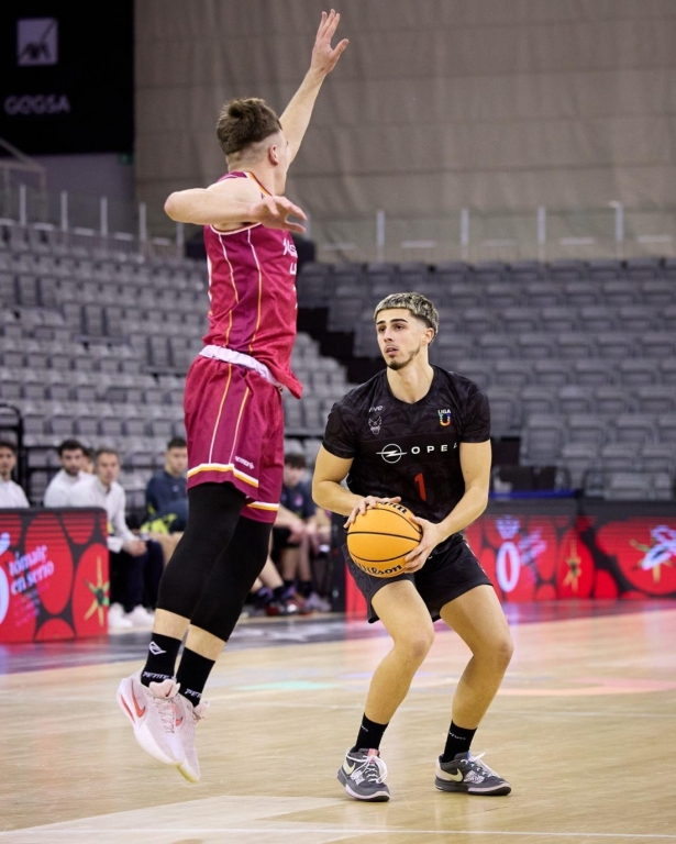 Los rojinegros quieren reencontrarse con la victoria (COVIRAN GRANADA)