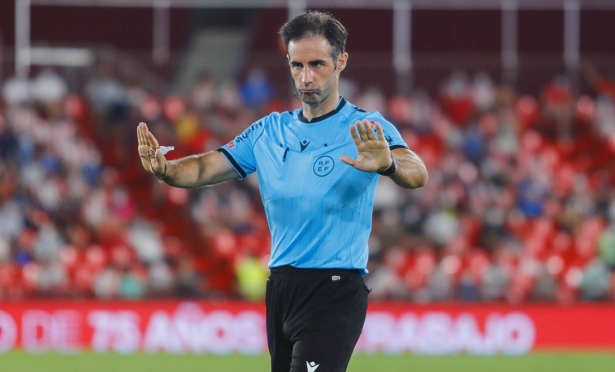 Jon Ander García dirigirá el derbi andaluz (LAGRADA)