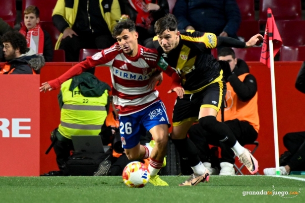 El Granada no pudo con el Rayo (J.M. BALDOMERO)
