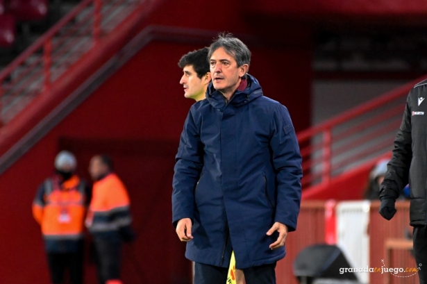 Pacheta sigue elogiando a sus jugadores (J.M. BALDOMERO)