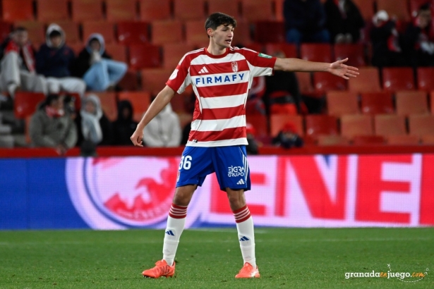 Flores firmó una buena actuación en Copa (J.M. BALDOMERO) Flores firmó una buena actuación en Copa (J.M. BALDOMERO)