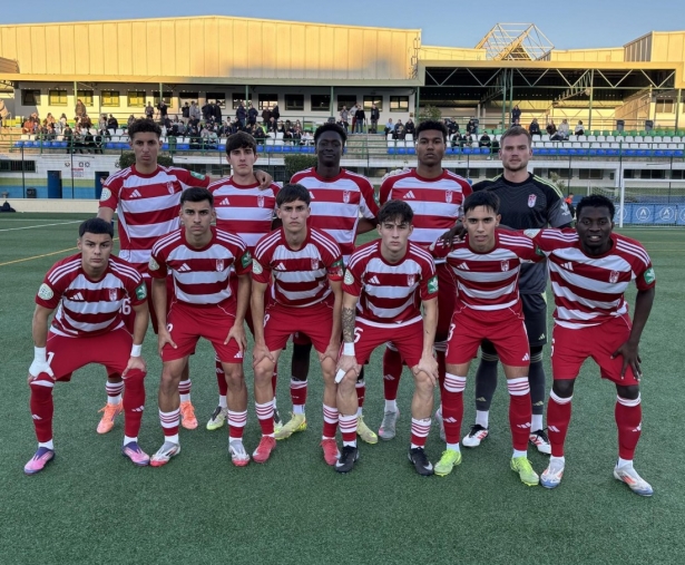 El Recre le plantó batalla al líder (GRANADA CF) El Recre le plantó batalla al líder (GRANADA CF)