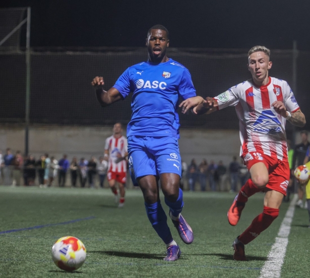 El Motril necesita los tres puntos (J. PALMA)