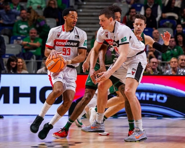 Las victorias se le resisten al Coviran (COVIRAN GRANADA)