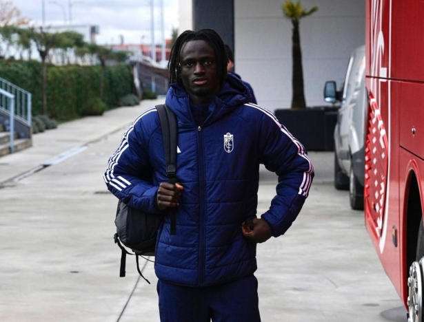 Diocou ha viajado con el equipo hasta Cádiz (GRANADA CF)