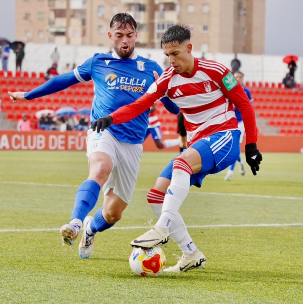 Dura derrota para el Recre (GRANADA CF)