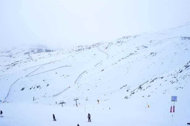 Estación de esquí de Sierra Nevada. A 09 de enero de 2026, en Monachil (JOAQUÍN CORCHERO / EUROPA PRESS)