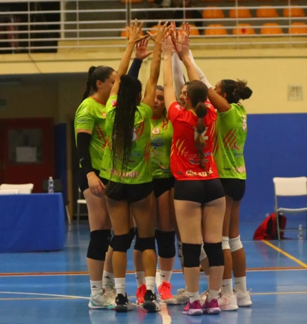 Las atarfeñas necesitan reaccionar (CDU ATARFE) Las atarfeñas necesitan reaccionar (CDU ATARFE)