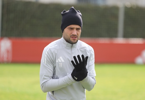 Arnáiz, listo para jugar ante el Racing (J. AZCOYTIA) Arnáiz, listo para jugar ante el Racing (J. AZCOYTIA)
