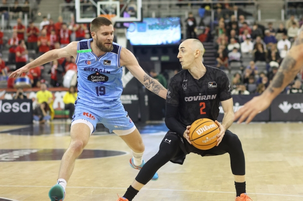 Jonathan Rousselle juega en ataque (GPMEDIA) Jonathan Rousselle juega en ataque (GPMEDIA)