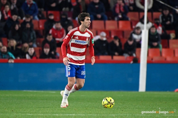 Lama fue el líder de la defensa (J.B. BALDOMERO)