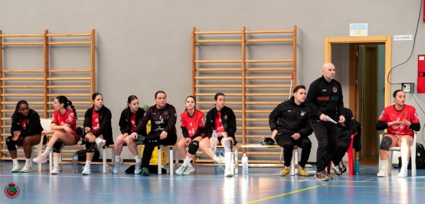 Las granadinas se mantiene firmes en lo más alto de la tabla Las granadinas se mantiene firmes en lo más alto de la tabla