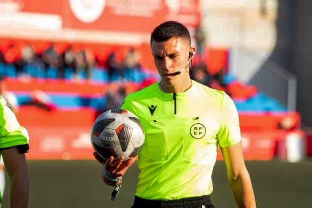 El colegiado se vuelve a encontrar con el Granada 