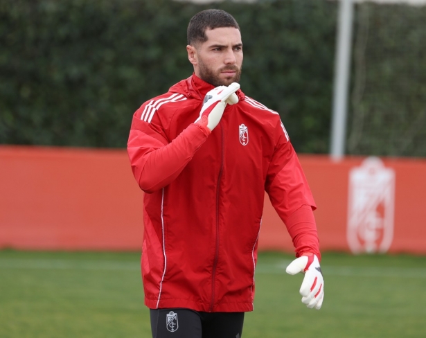 Luca ha recuperado su puesto como titular (J. AZCOYTIA)