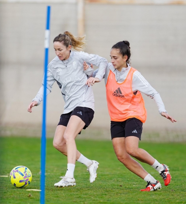 Las rojiblancas quieren prolongar su buen momento de forma (GRANADA CF) Las rojiblancas quieren prolongar su buen momento de forma (GRANADA CF)