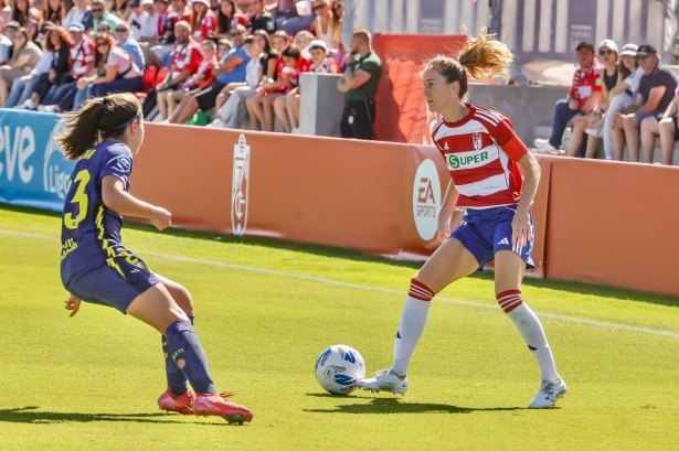 Las rojiblancas regresan a Los Cármenes (GPMEDIA)