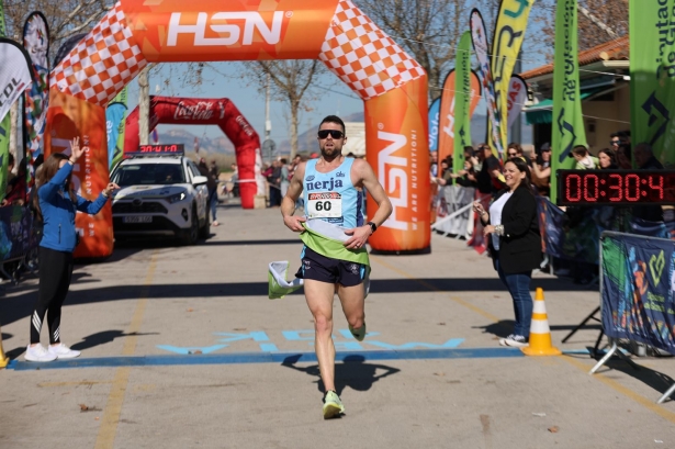 Pablo Sánchez entra en meta (J. PALMA) Pablo Sánchez entra en meta (J. PALMA)