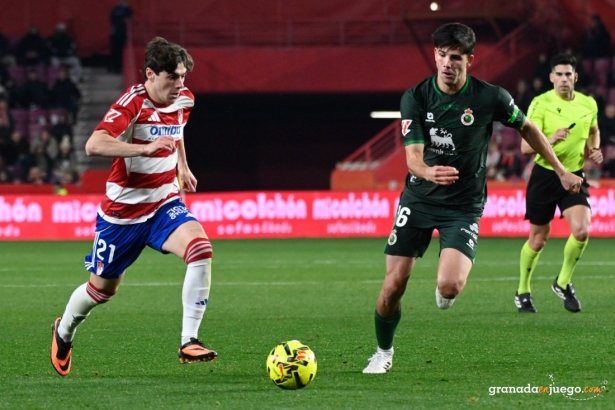 Pablo Sáenz no ha tenido minutos en las dos últimas jornadas (J.M BALDOMERO)