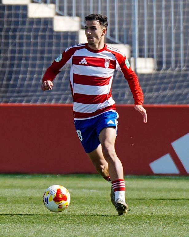 Los rojiblancos necesitan un triunfo para respirar (GRANADA CF)