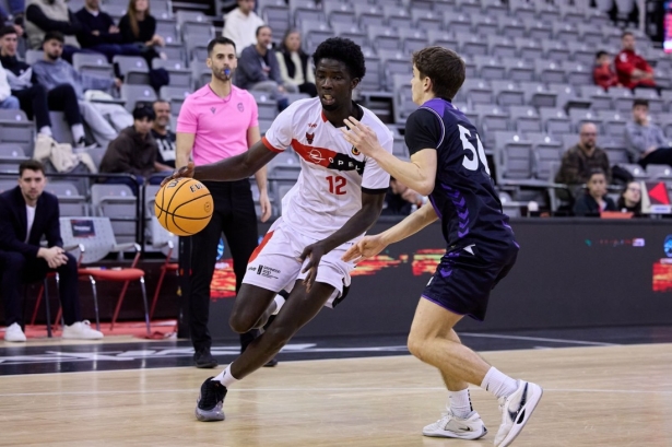 Los rojinegros siguen sin ganar (COVIRAN GRANADA) Los rojinegros siguen sin ganar (COVIRAN GRANADA)