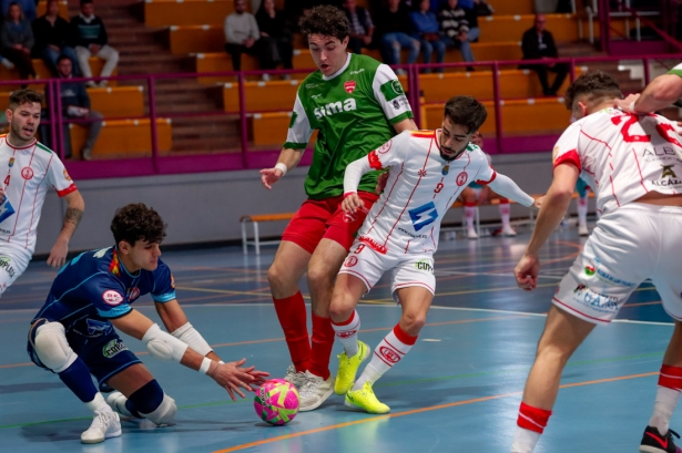 El Sima Granada empató en Aynadamar (GPMEDIA)