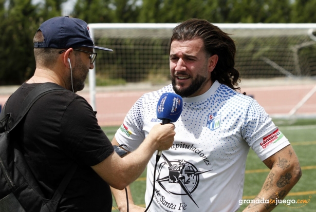 Piru ha vuelto a los terrenos de juego (CD SANTA FE)